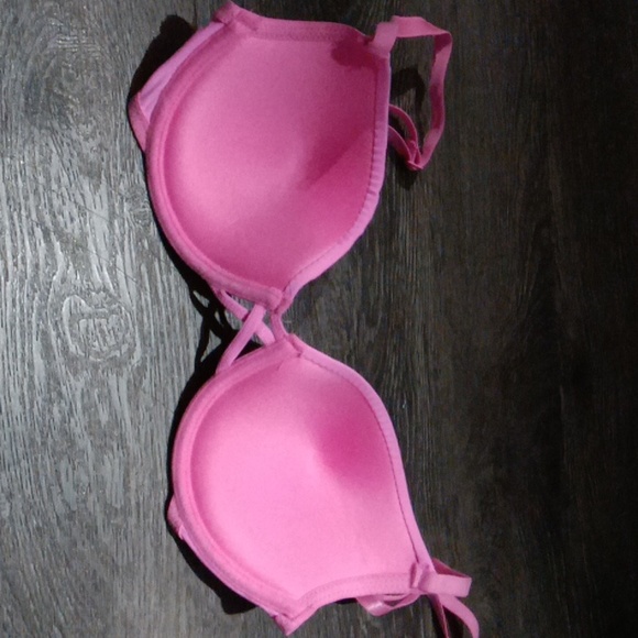XOXO Bra - Picture 3 of 3